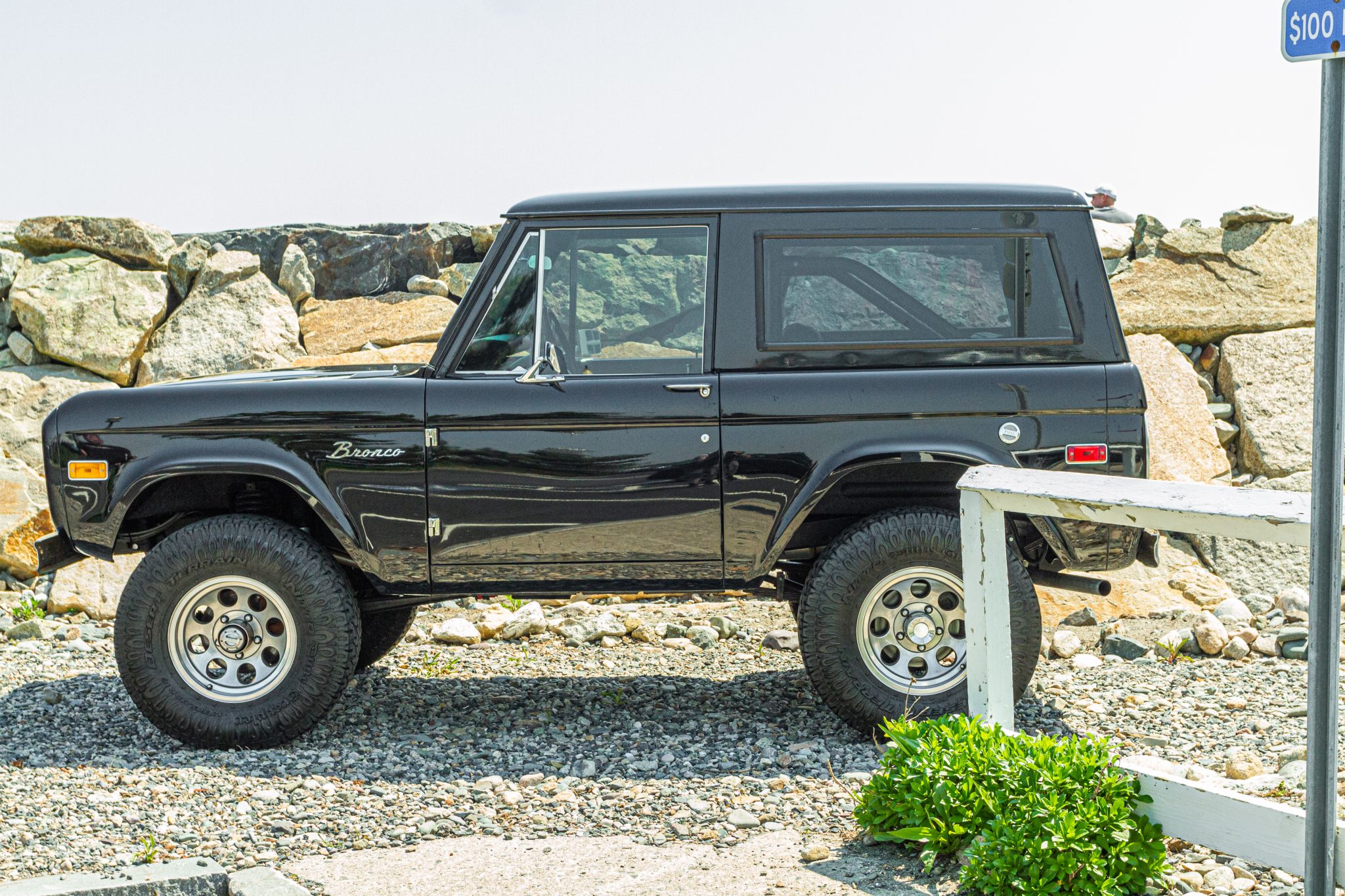 1968 ford bronco 3-speed