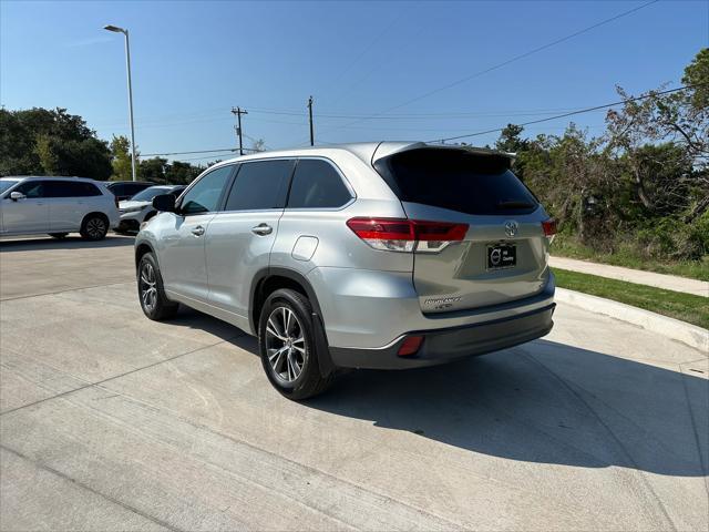 2018 toyota highlander le plus