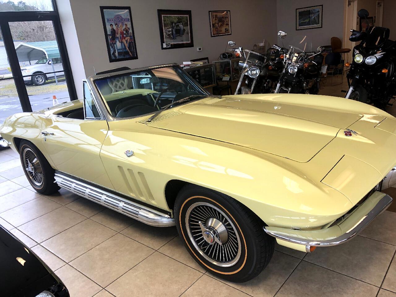 1965 chevrolet corvette stingray