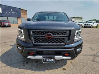 2023 Nissan Titan pro-4x