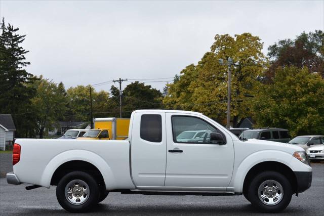 2016 nissan frontier s