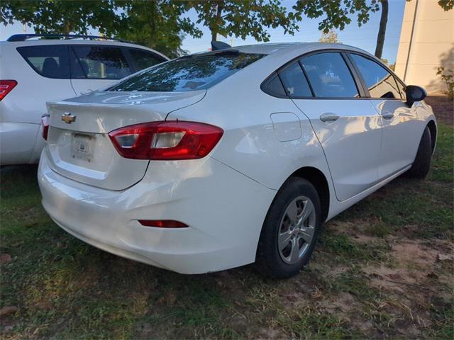2017 chevrolet cruze ls