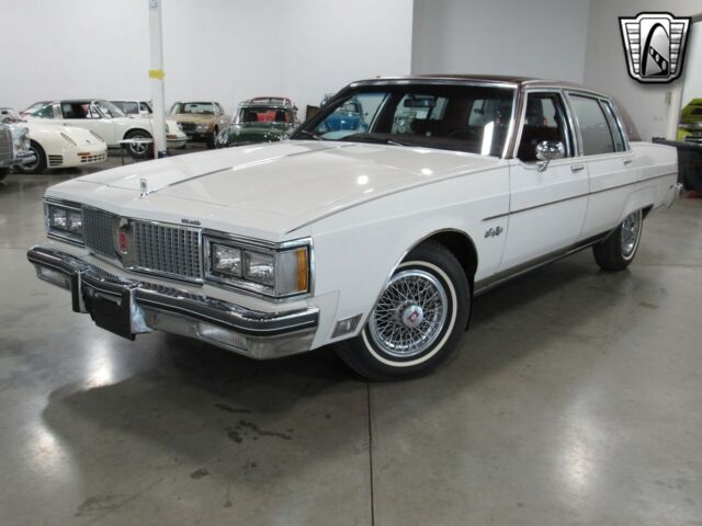 white/maple 1982 oldsmobile 98 low miles 307 v8 4 speed auto available now!