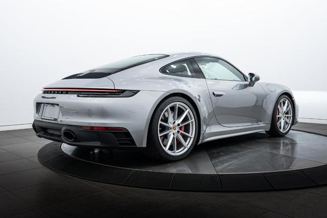 2024 porsche 911 carrera gts