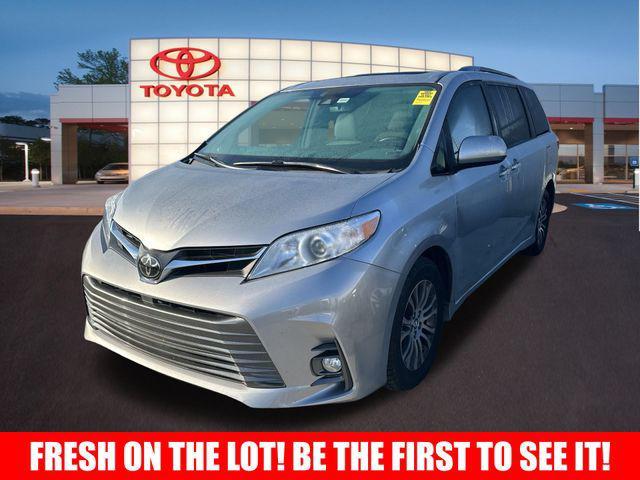 2018 toyota sienna xle premium