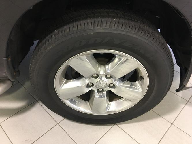 used 2017 ram 1500 4x4 crew cab slt kaukauna, wi 54130 for sale in kaukauna, wisconsin