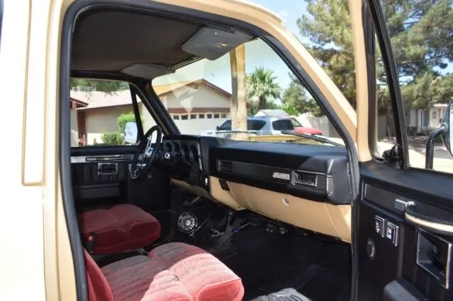1988 gmc suburban 4wd