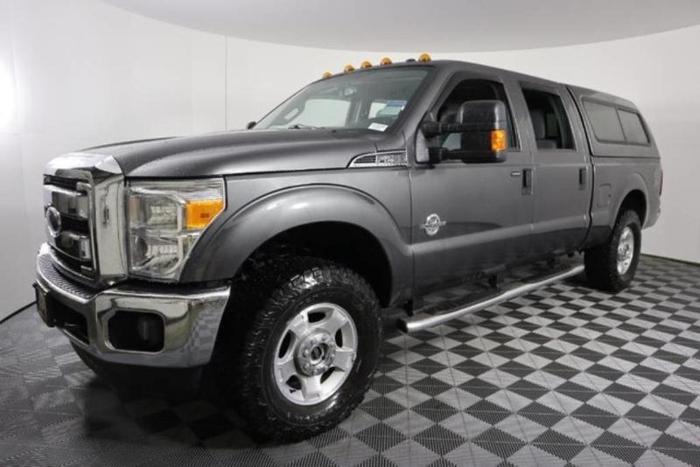 2016 ford f-250 super duty xlt 4x4 xlt 4dr crew cab 6.8 ft. sb pickup for sale in anchorage, alaska