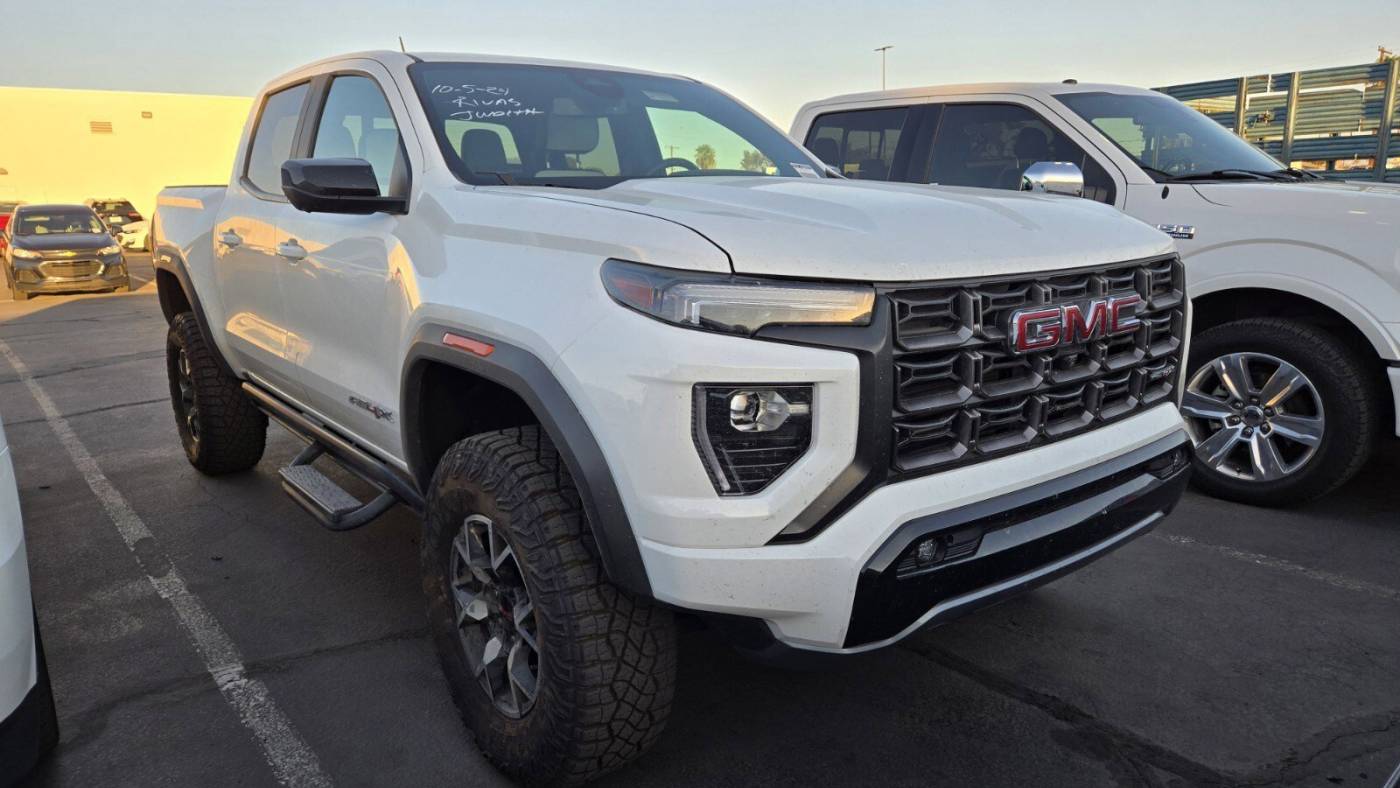 2023 gmc canyon at4x