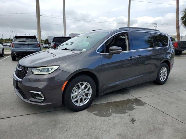 2022 chrysler pacifica touring-l