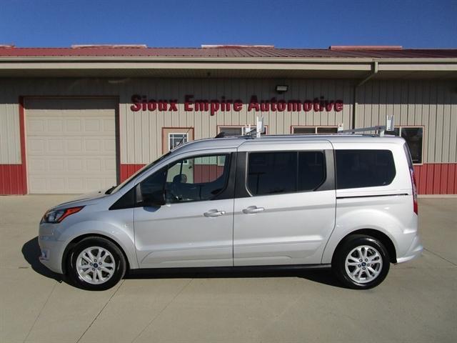 2022 ford transit connect xlt