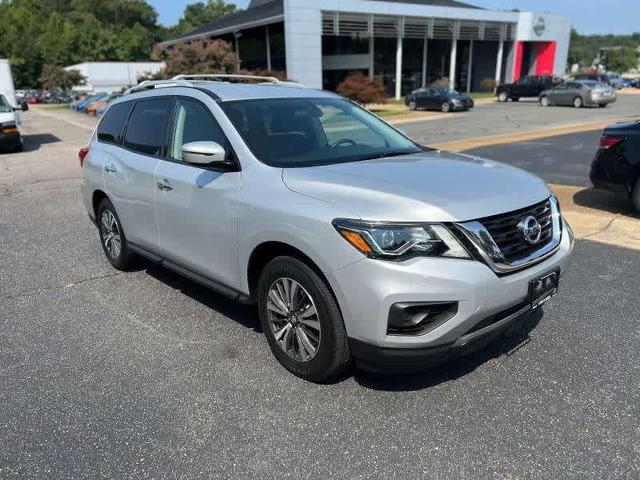2019 nissan pathfinder s