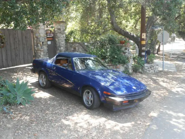 navy blue tr8 with matching canvas top