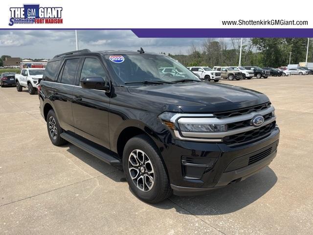 2022 ford expedition xlt