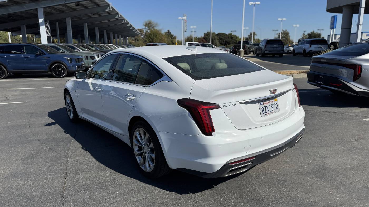 2022 cadillac ct5 premium luxury