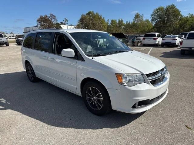 2017 dodge grand caravan sxt