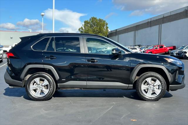 2023 toyota rav4 hybrid le