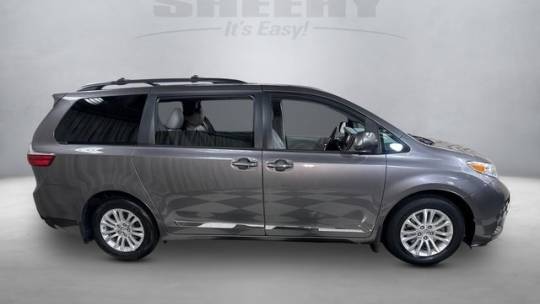 2017 toyota sienna