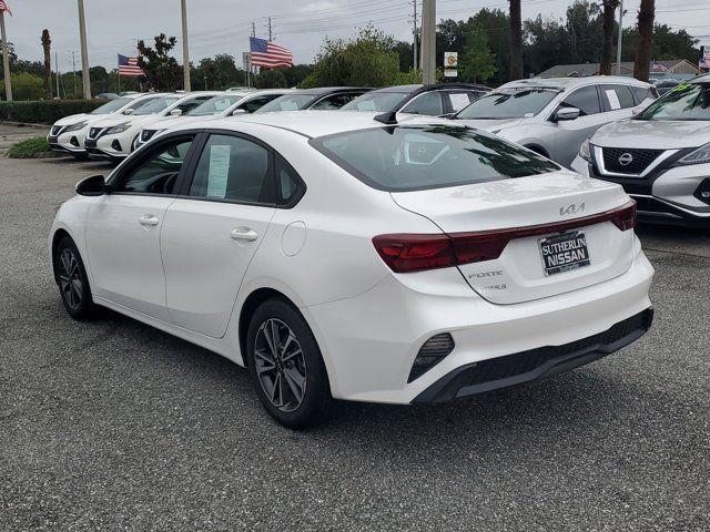 2023 kia forte lxs