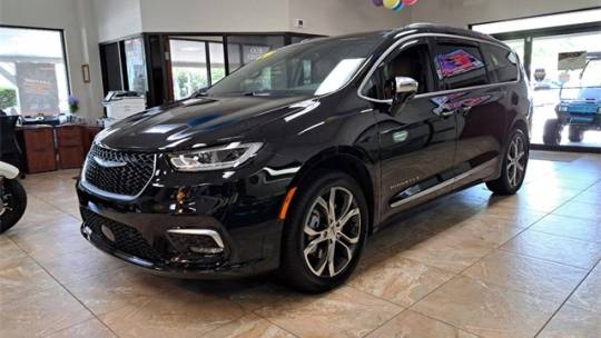 2024 Chrysler Pacifica