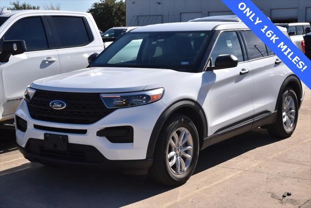 2021 ford explorer base