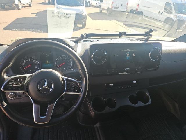 2020 mercedes-benz sprinter 2500 standard roof