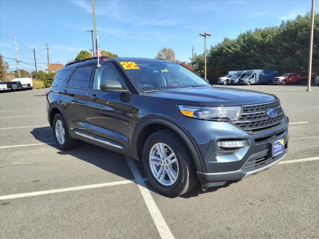 2022 ford explorer xlt
