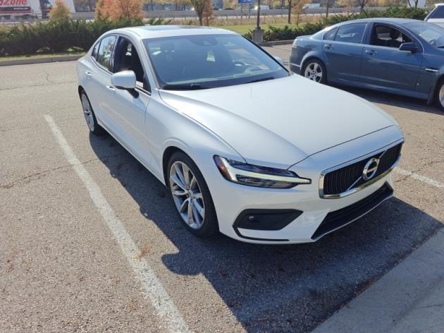 2021 volvo s60 t6 momentum