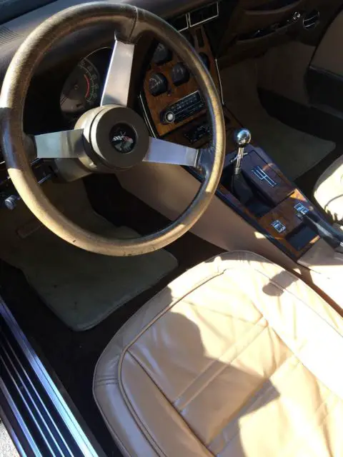 1977corvette t-top