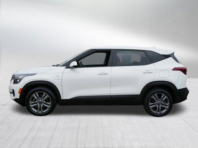 2022 kia seltos lx