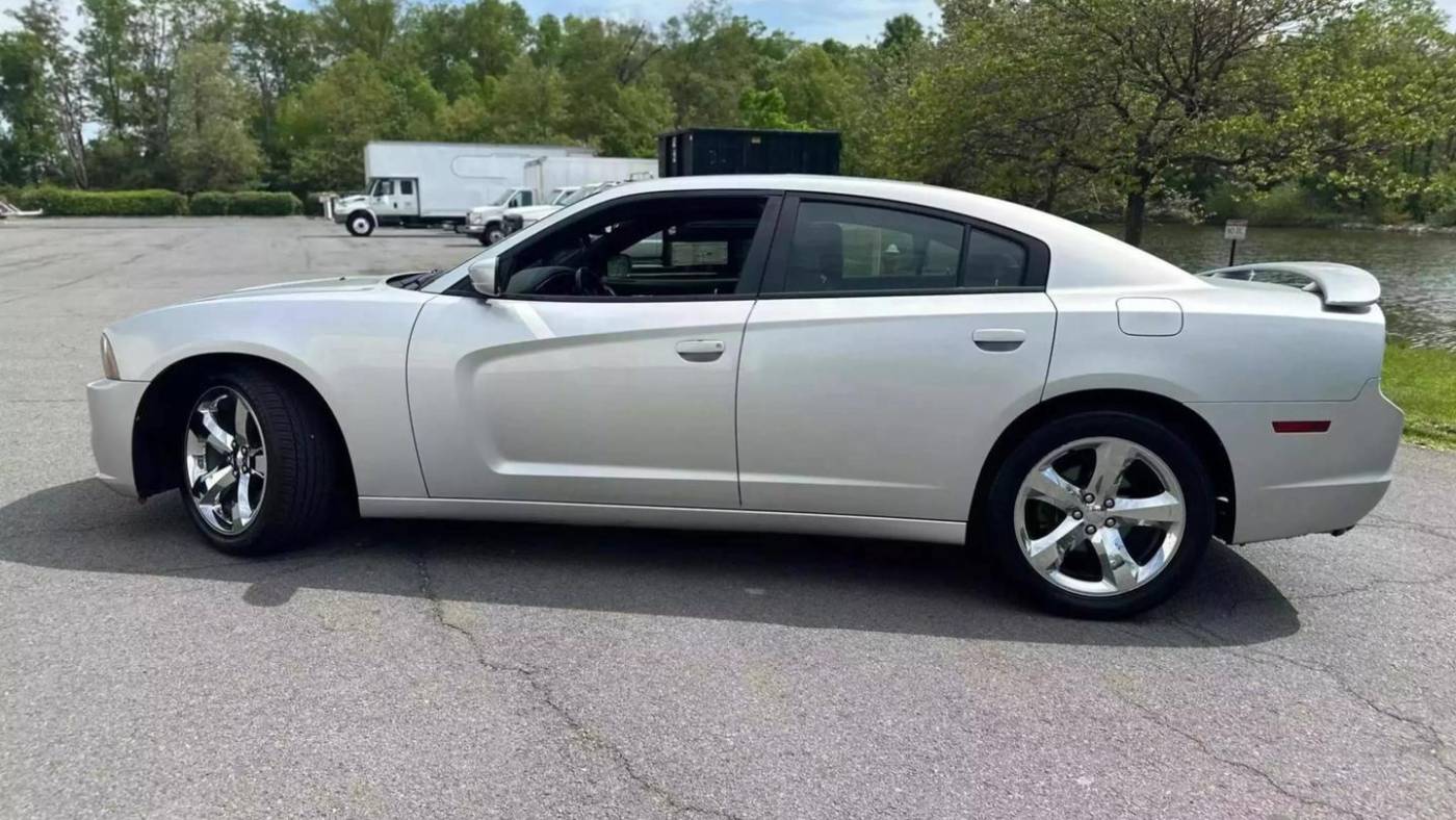 2012 dodge charger r/t