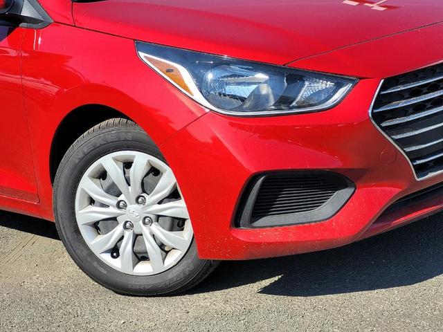 2021 hyundai accent se