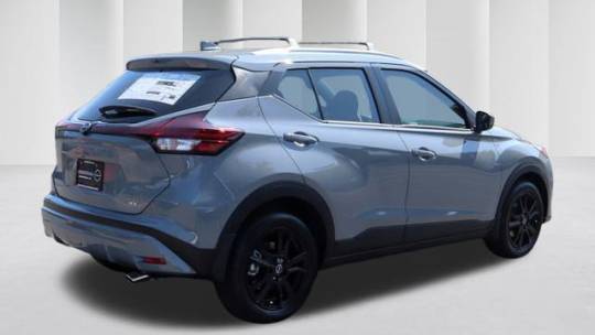 new 2024 nissan kicks sv