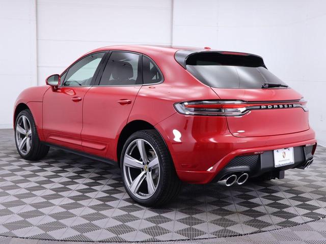 2024 porsche macan base
