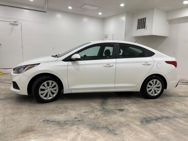 2021 hyundai accent se