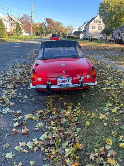 1973 mg b convertible red rwd manual left hand drive