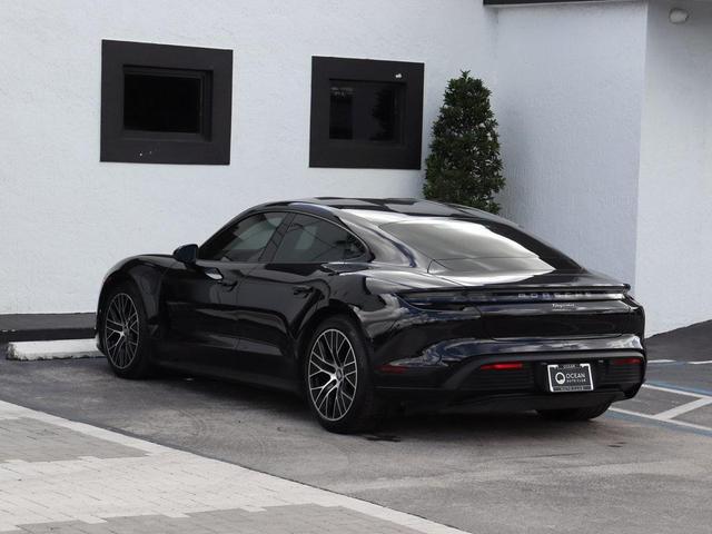 2021 porsche taycan base