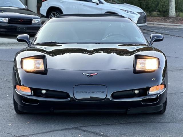 2004 chevrolet corvette base
