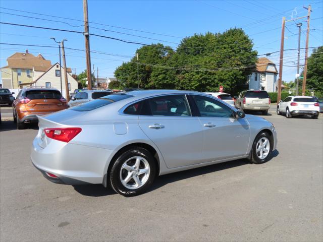 2017 chevrolet malibu 1ls