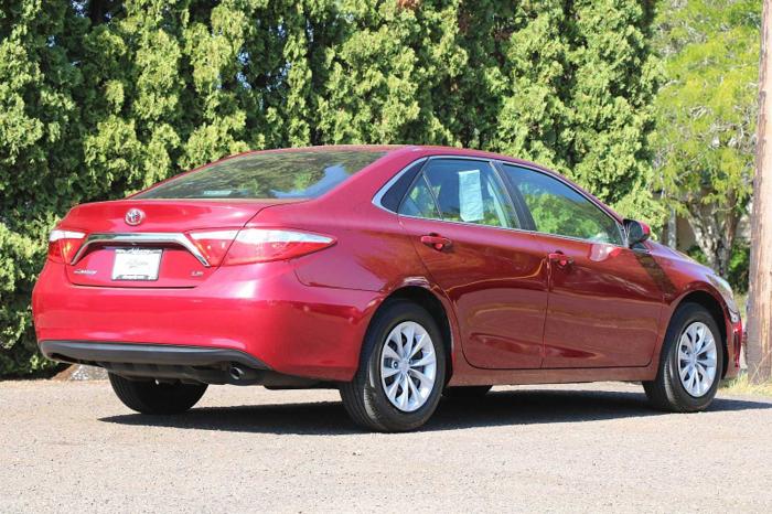 used 2016 toyota camry le albany, or 97322 for sale in albany, oregon