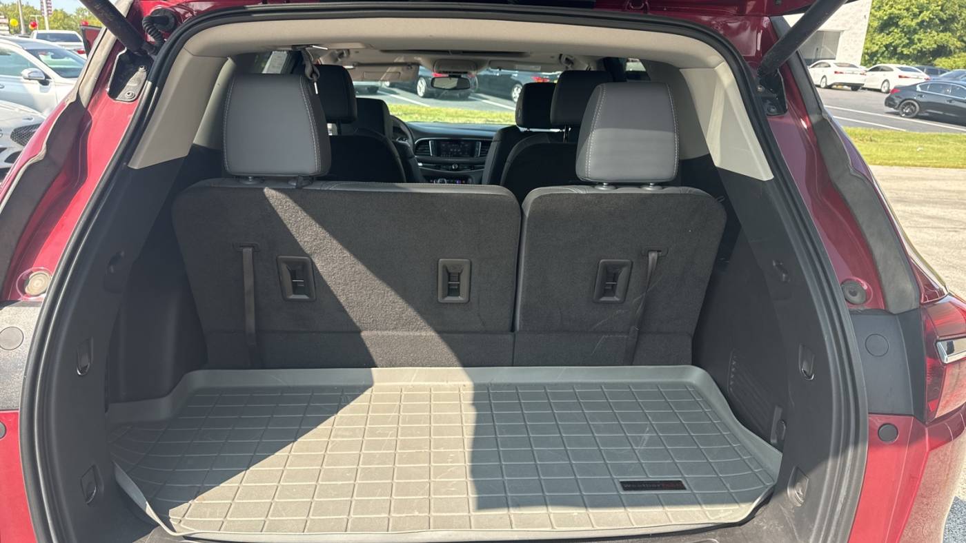 2020 buick enclave essence