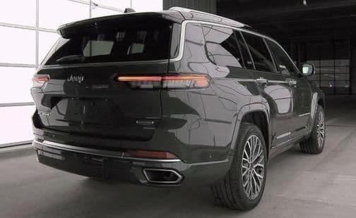 2023 jeep grand cherokee l summit in plymouth, wisconsin