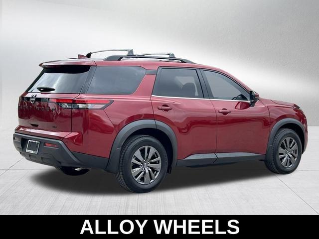 2022 nissan pathfinder sv