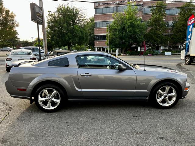 2007 ford mustang gt
