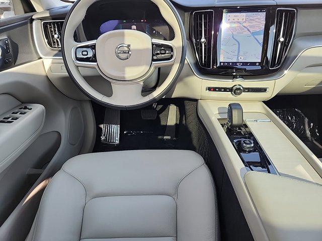 2023 volvo xc60 b5 core