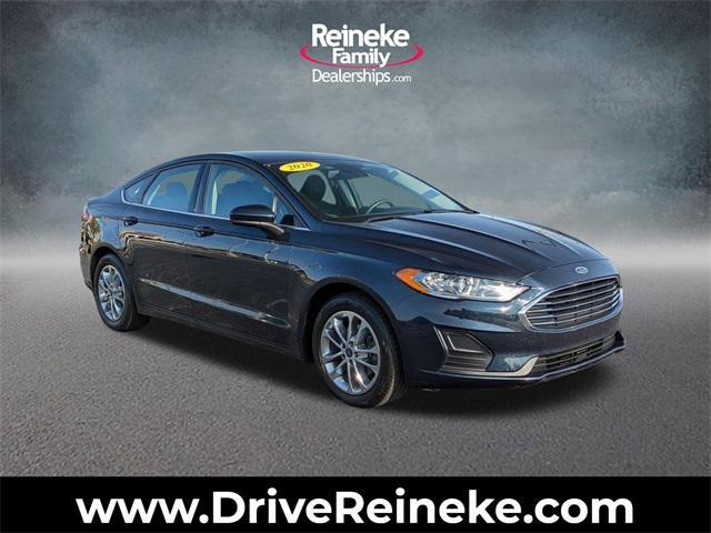 2020 ford fusion se