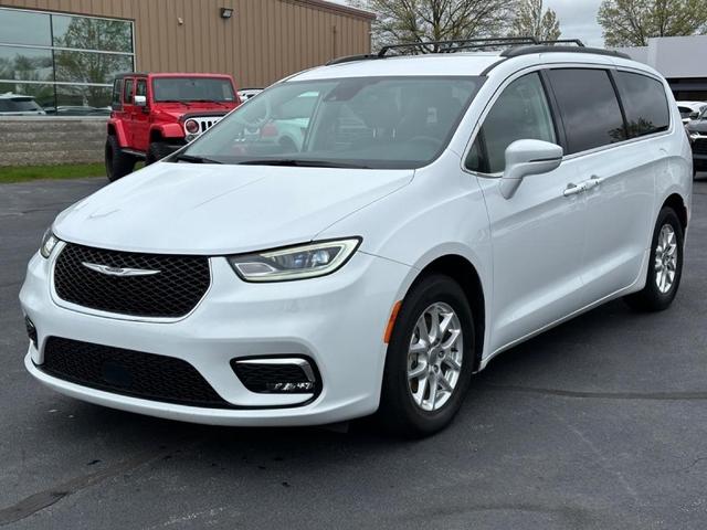 2022 chrysler pacifica touring-l