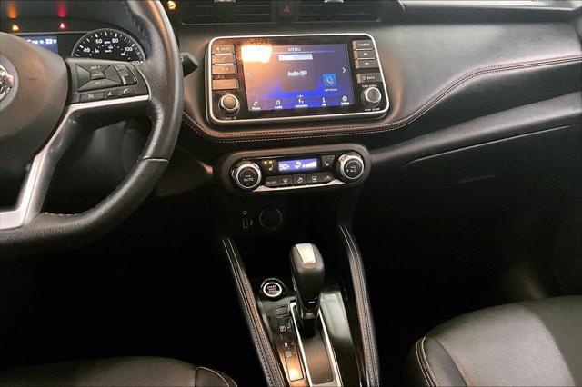 2019 nissan kicks sr