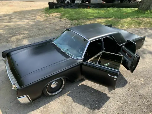 1961 lincoln continental sedan 3,695 miles black 490 automatic