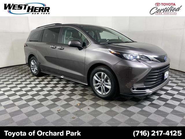 2024 toyota sienna xle